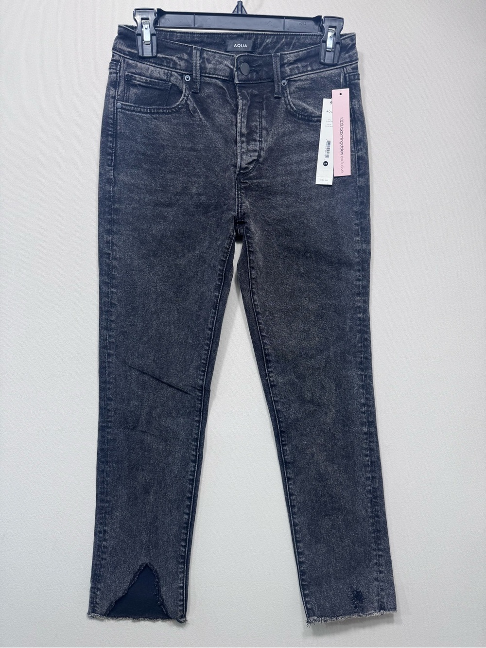Aqua Women's Black Washed Skinny Jeans 
nwt 
size 24